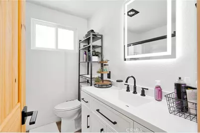 279 Los Angeles, Sugarloaf, CA 92386 - Photo 25