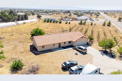9995 Smoke Tree, Hesperia, CA 92344 - Photo 1