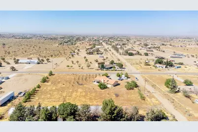 9995 Smoke Tree, Hesperia, CA 92344 - Photo 47