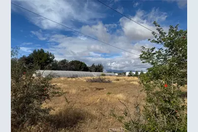 9995 Smoke Tree, Hesperia, CA 92344 - Photo 5