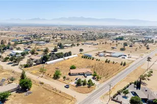 9995 Smoke Tree, Hesperia, CA 92344 - Photo 43