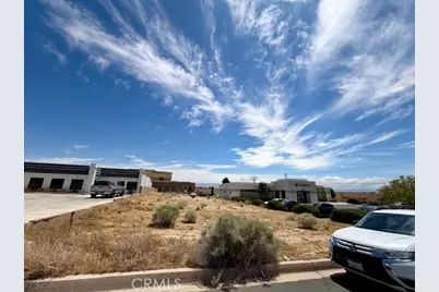 16083 Kamana, Apple Valley, CA 92307 - Photo 3