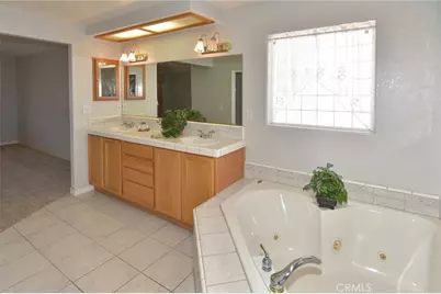 20690 Rancherias Road, Apple Valley, CA 92307 - Photo 29