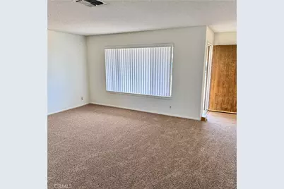 14595 Iroquois, Apple Valley, CA 92307 - Photo 7