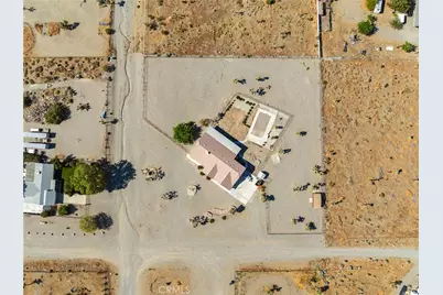 11025 El Esteban, Phelan, CA 92371 - Photo 41