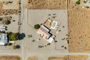 11025 El Esteban, Phelan, CA 92371 - Photo 41