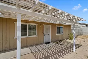 16670 Sholic St, Victorville, CA 92395 - Photo 5