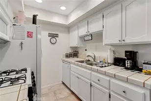 19222 Cottonwood Dr, Apple Valley, CA 92308 - Photo 11