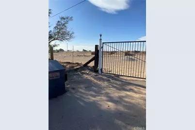 39375 Tami, Newberry Springs, CA 92365 - Photo 3