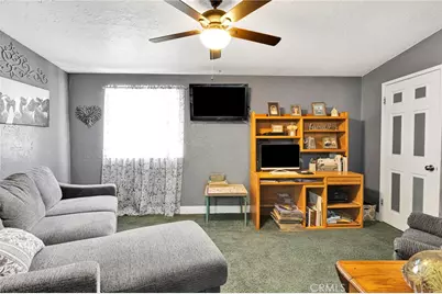9872 Aster, Oak Hills, CA 92344 - Photo 19