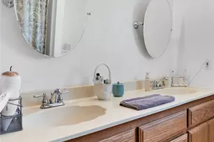 9872 Aster, Oak Hills, CA 92344 - Photo 33