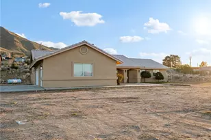 9230 Allegra Vista, Apple Valley, CA 92308 - Photo 3