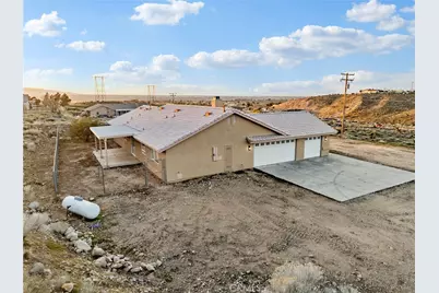 9230 Allegra Vista, Apple Valley, CA 92308 - Photo 11