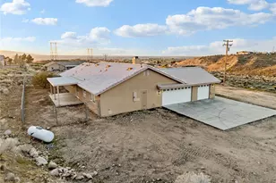 9230 Allegra Vista, Apple Valley, CA 92308 - Photo 11