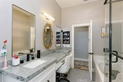 23280 Ramona Avenue, Apple Valley, CA 92307 - Photo 19
