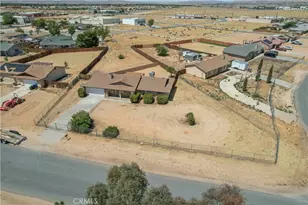 22574 Powhatan, Apple Valley, CA 92308 - Photo 3