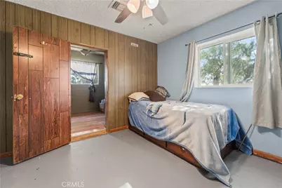 36769 Richards, Barstow, CA 92311 - Photo 13