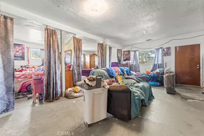 36769 Richards, Barstow, CA 92311 - Photo 25