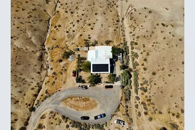 36769 Richards, Barstow, CA 92311 - Photo 5