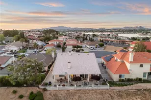 18065 Joshua Tree Ln, Victorville, CA 92395 - Photo 5