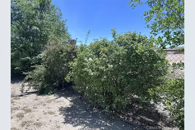 15000 Genesee, Apple Valley, CA 92307 - Photo 9