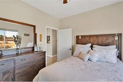 8140 Heartland, Oak Hills, CA 92344 - Photo 25