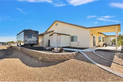 8140 Heartland, Oak Hills, CA 92344 - Photo 51