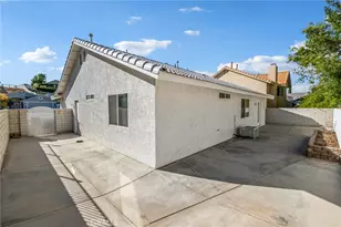 18225 Kalin Ranch, Victorville, CA 92395 - Photo 31
