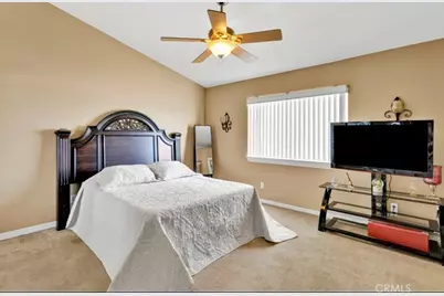 15184 Walnut, Hesperia, CA 92345 - Photo 17