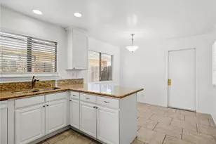13050 Rain Shadow Rd, Victorville, CA 92395 - Photo 25
