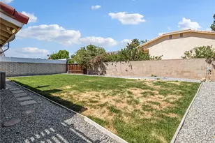 13050 Rain Shadow Rd, Victorville, CA 92395 - Photo 45