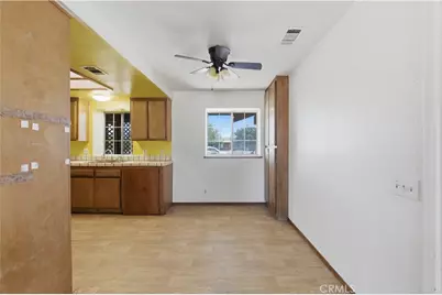 12365 Waynoka Road, Apple Valley, CA 92308 - Photo 9