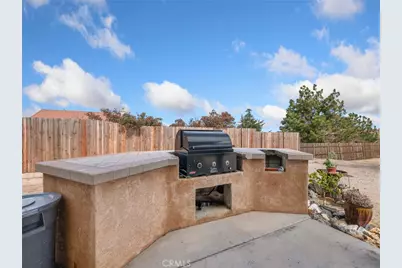 6791 Redwood Avenue, Hesperia, CA 92345 - Photo 45