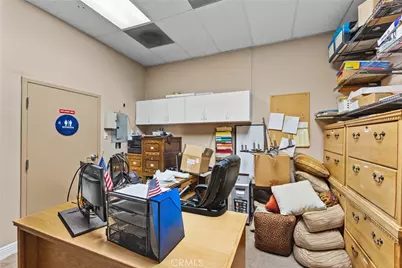 12033 Mariposa, Hesperia, CA 92345 - Photo 33