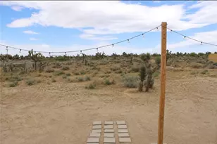 11561 Buena Vista, Pinon Hills, CA 92372 - Photo 15