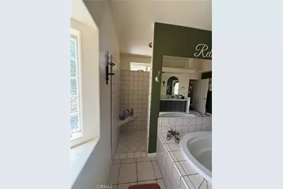 8026 Primrose Avenue, Oak Hills, CA 92344 - Photo 25