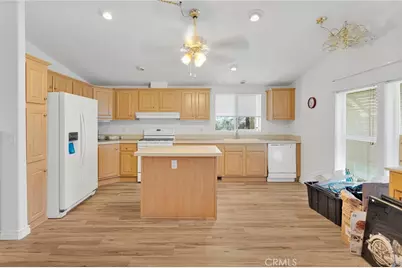 32203 Prairie, Barstow, CA 92311 - Photo 9