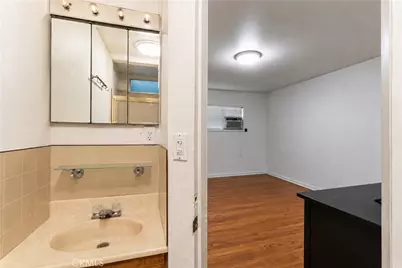 9661 Tamarind Avenue, Fontana, CA 92335 - Photo 15