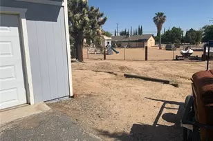 18346 Main, Hesperia, CA 92345 - Photo 55