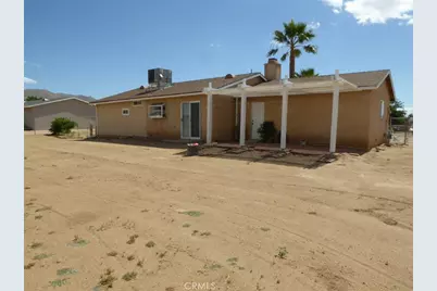 10819 Nambe Road, Apple Valley, CA 92308 - Photo 9