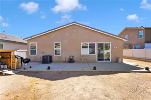 15824 Desert Pass, Adelanto, CA 92301 - Photo 31