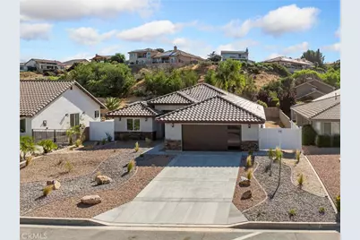 13720 Spring Valley Parkway, Victorville, CA 92395 - Photo 43