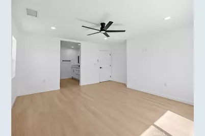 13720 Spring Valley Parkway, Victorville, CA 92395 - Photo 19