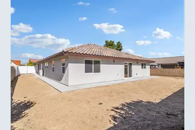 13720 Spring Valley Parkway, Victorville, CA 92395 - Photo 47