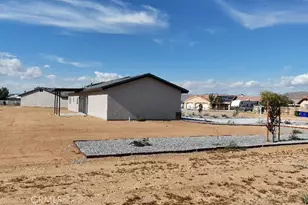 12734 Tate Ct, Apple Valley, CA 92307 - Photo 3