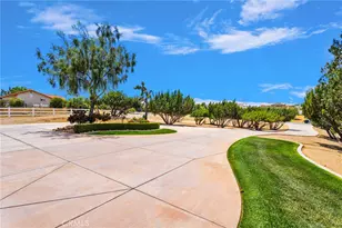 8311 Macron, Oak Hills, CA 92344 - Photo 7