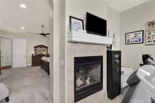 8311 Macron, Oak Hills, CA 92344 - Photo 35