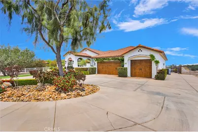 8311 Macron, Oak Hills, CA 92344 - Photo 3