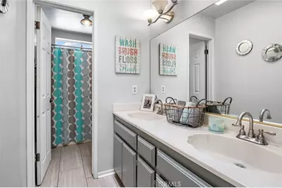 9240 Avalon, Phelan, CA 92371 - Photo 29