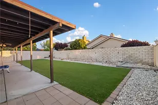 13966 Driftwood, Victorville, CA 92395 - Photo 33
